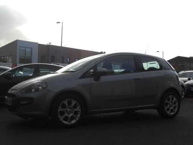 2010 FIAT PUNTO EVO 1.4 GP 3d image 3