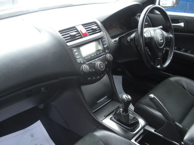 2007 HONDA ACCORD 2.2 I-CTDI SPORT image 4