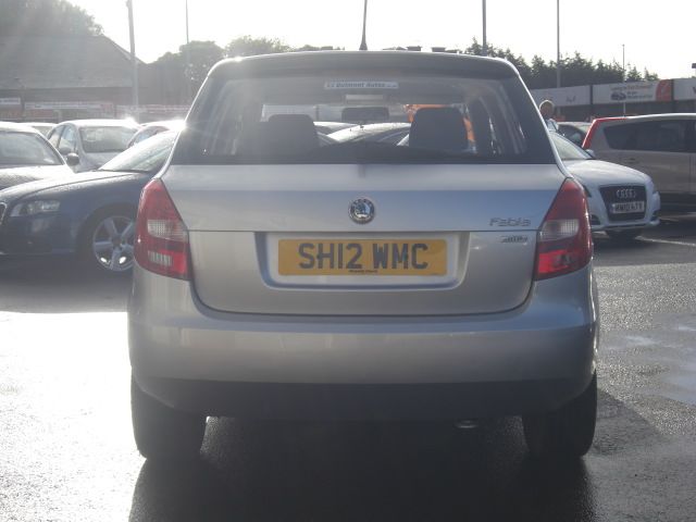 2012 SKODA FABIA 1.2 S 12V 5d image 2