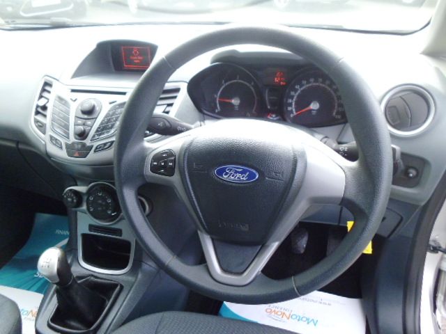 2011 FORD FIESTA 1.6 ECONETIC TDCI 5d image 4