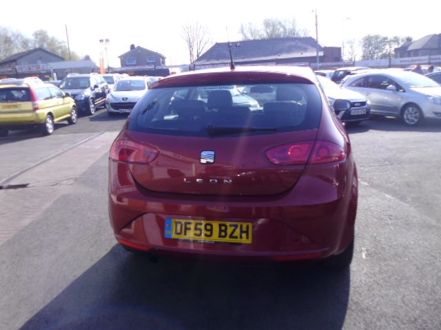 2009 SEAT LEON 1.9 S TDI 5d image 2