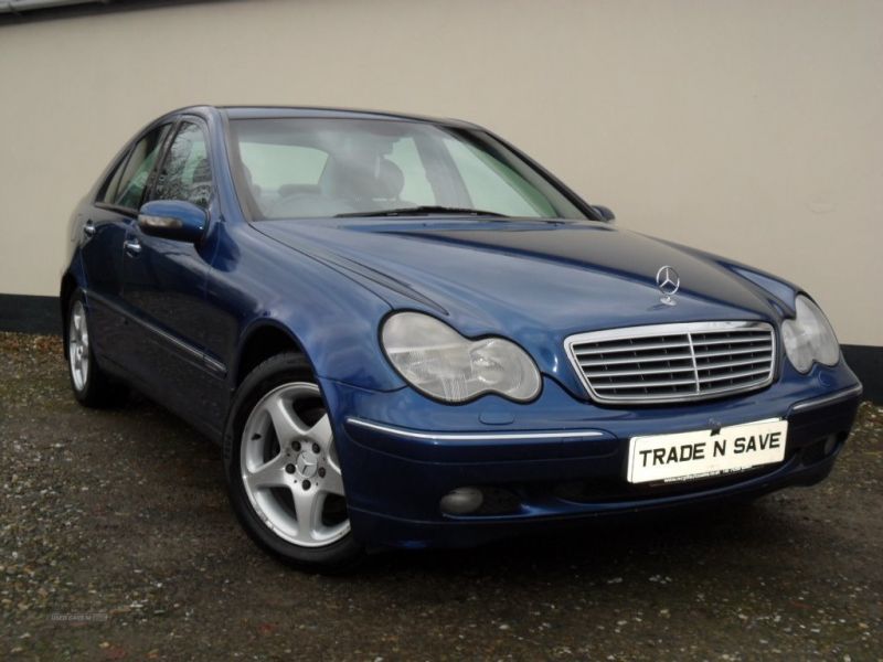 2001 Mercedes C-Class 220CDI image 1