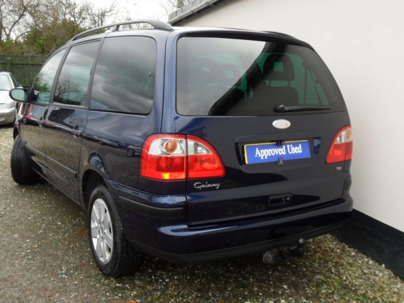2005 Ford Galaxy 1.9 ZETEC TDI image 3