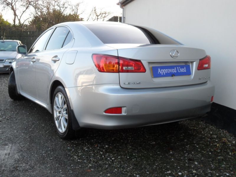 2006 Lexus IS-Series 220SE Turbo image 3