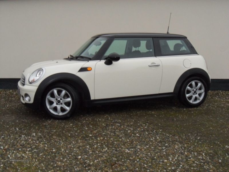 2009 MINI Cooper 1.6 image 2