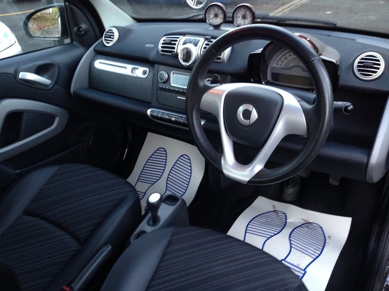 2011 SMART FORTWO 0.8 CDI 2DR image 4