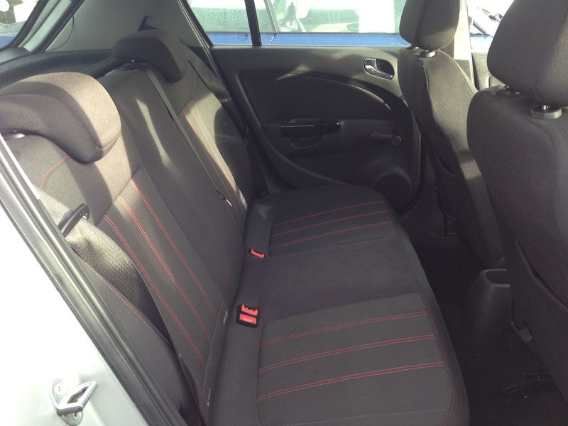 2010 VAUXHALL CORSA 1.2 I 16V SXI 5DR image 5