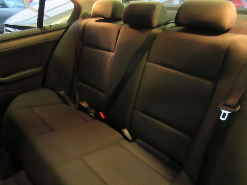 2004 BMW 318I 2.0 SE AUTO image 5