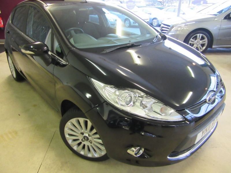 2011 Ford Fiesta 1.6 Titanium image 1