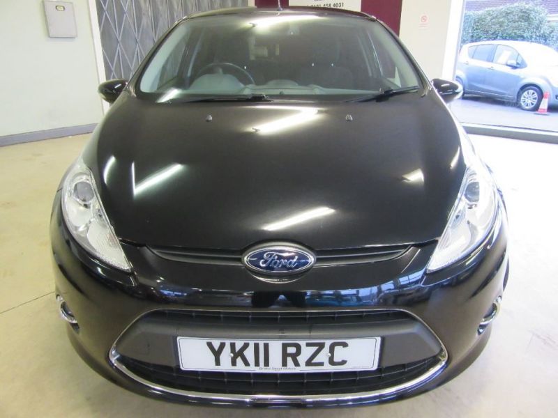 2011 Ford Fiesta 1.6 Titanium image 2