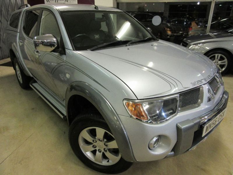 MITSUBISHI L200 2.5 image 1