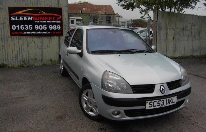 2003 Renault CLIO 1.2 image 1