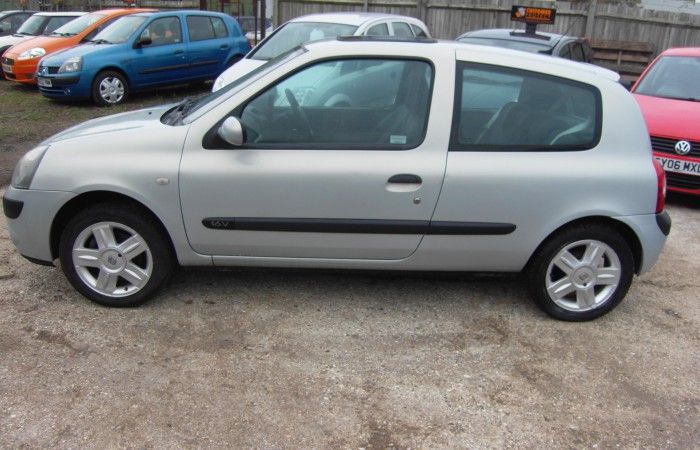 2003 Renault CLIO 1.2 image 3