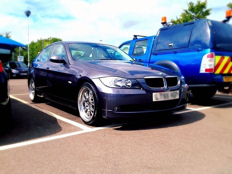 2005 BMW e90 318d. May swap/px image 1