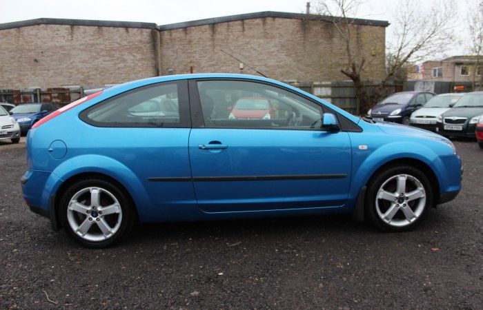 2005 FORD FOCUS 3DR 1.6 ZETEC image 3