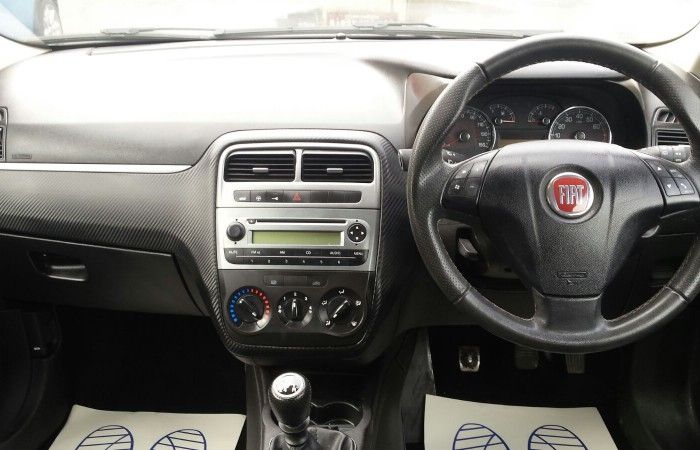 2009 FIAT GRANDE PUNTO 1.4 8V image 4