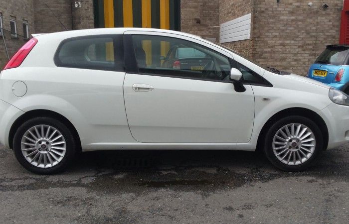 2009 FIAT GRANDE PUNTO 1.4 8V image 5