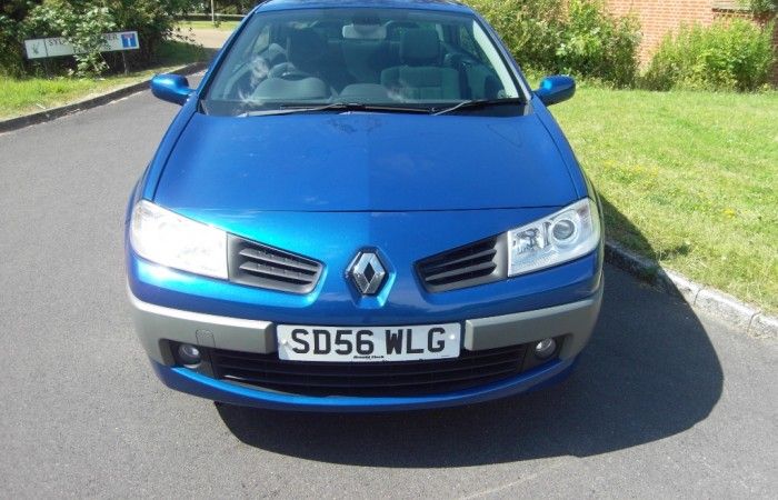 2007 RENAULT MEGAN CONVERTIBLE image 2