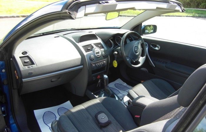2007 RENAULT MEGAN CONVERTIBLE image 5
