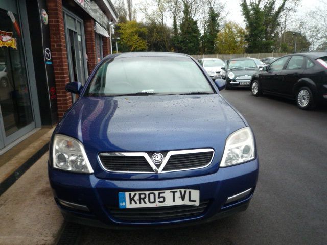2005 VAUXHALL SIGNUM 2.2 image 2