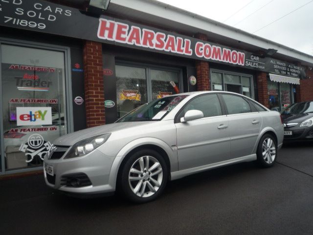 2006 VAUXHALL VECTRA 1.8 VVT SRI NAV image 1