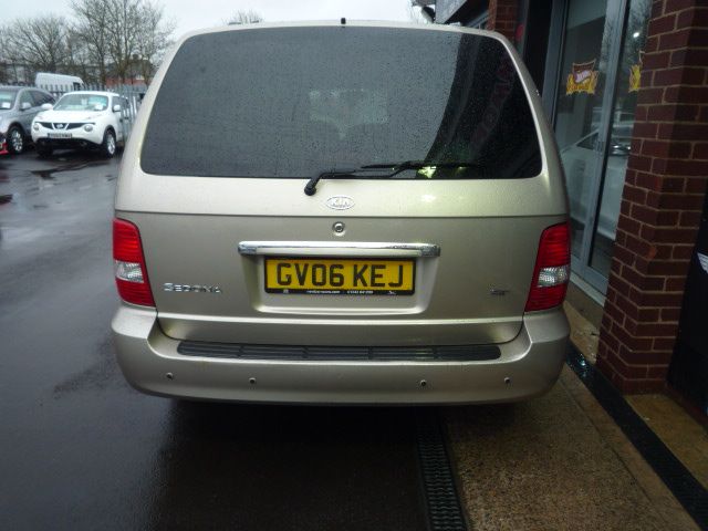 2006 KIA SEDONA 2.9 SE PLUS CRDI 5d image 3
