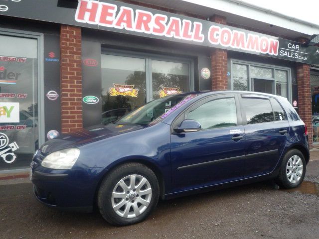 2004 VOLKSWAGEN GOLF 1.6 SE FSI 5d image 1