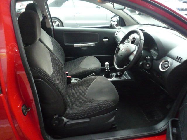 2010 CITROEN C2 1.4 VTR 3d image 4