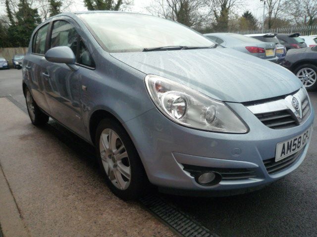 2008 VAUXHALL CORSA 1.4 DESIGN 16V 5d image 2