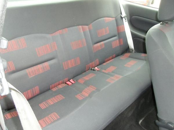 2004 Renault Clio 1.2 16v image 5