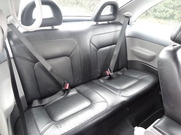 2001 Volkswagen Beetle 2.3 V5 3dr image 5