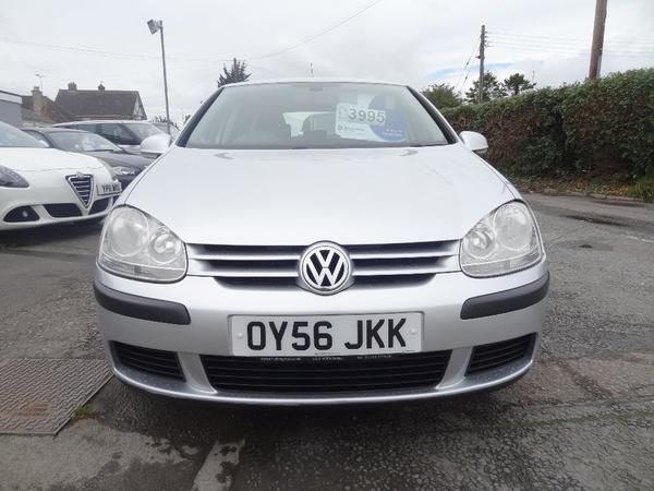2006 Volkswagen Golf 1.9 TDI SE 5dr image 2