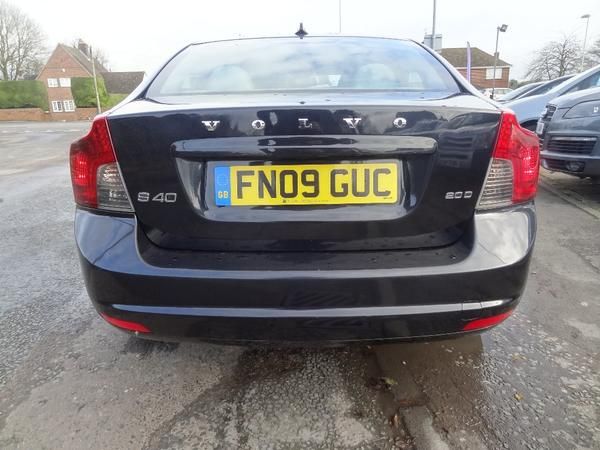 2009 Volvo S40 2.0 D SE 4dr image 3