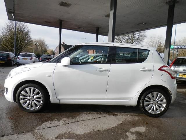 2011 SUZUKI SWIFT 1.2 SZ3 5d image 2