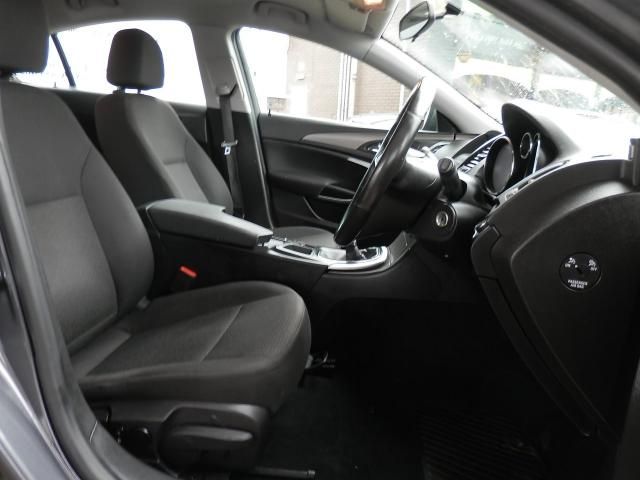 2010 VAUXHALL INSIGNIA 1.8 ES 5d image 4