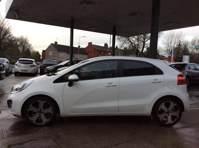 2012 KIA RIO 1.4 CRDI 3 ECODYNAMICS 5d image 2