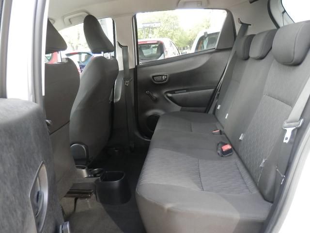 2013 TOYOTA YARIS 1.0 VVT-I EDITION 5d image 5