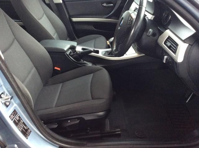 2009 BMW 3 SERIES 2.0 318D SE 4d image 4