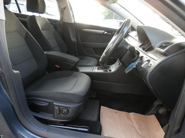 2011 VOLKSWAGEN PASSAT 2.0 SE TDI image 4