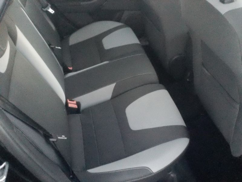 2011 FORD FOCUS 1.6 image 5