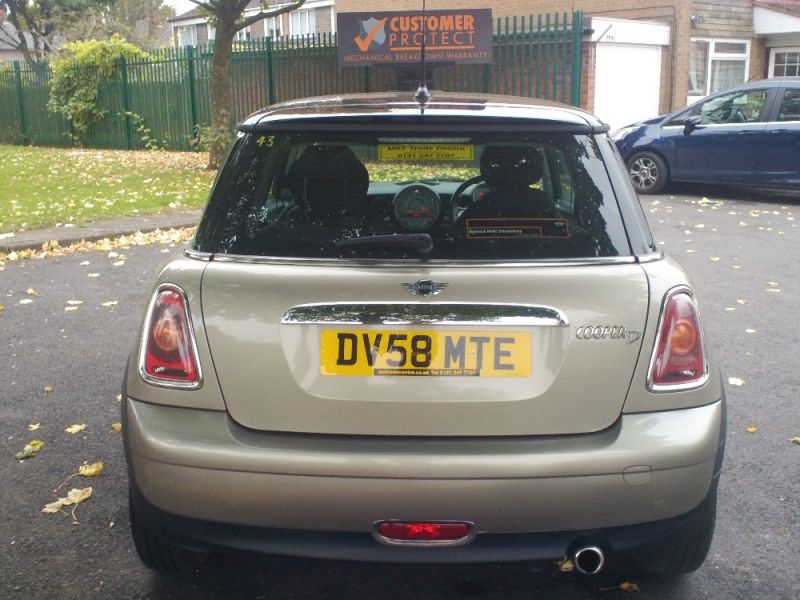 2008 MINI HATCH COOPER 1.6D image 1