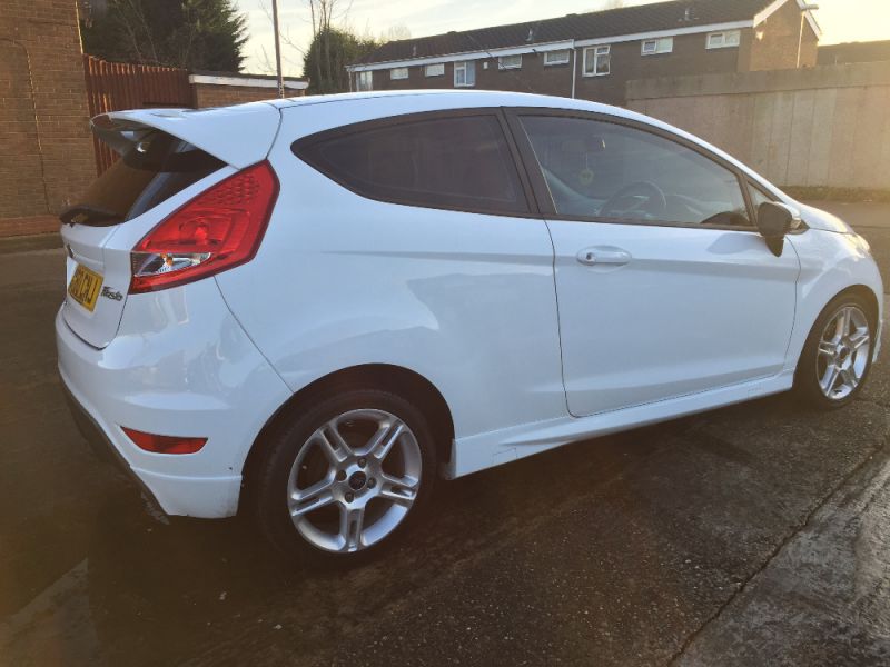 2010 FORD FIESTA 1.6 image 2