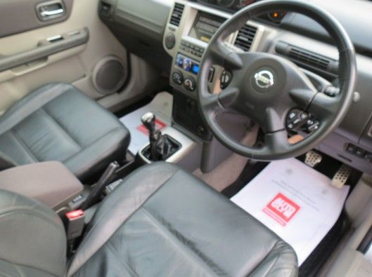 2006 Nissan X-Trail 2.2 dCi Aventura 5dr image 4
