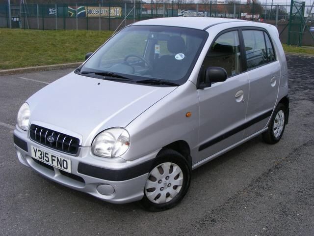 2001 Hyundai Amica image 1