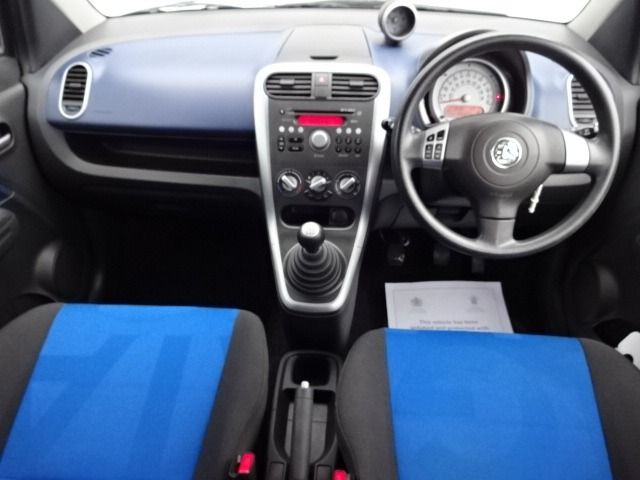 2009 VAUXHALL AGILA 1.2 CLUB AC 5d image 4