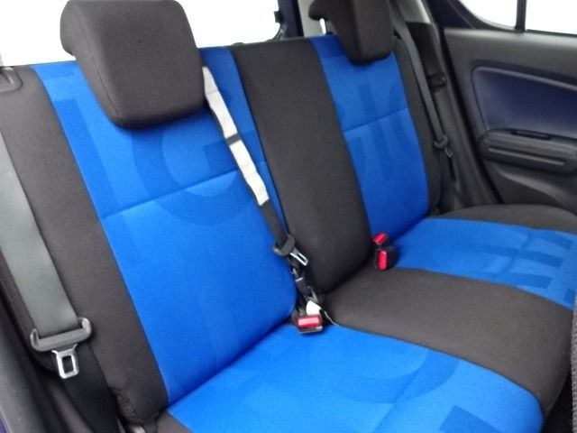 2009 VAUXHALL AGILA 1.2 CLUB AC 5d image 5