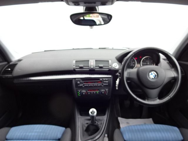 2007 BMW 1 SERIES 2.0 120D SPORT 5d image 4