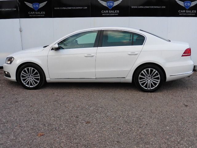 2011 VOLKSWAGEN PASSAT 2.0 SPORT TDI image 2