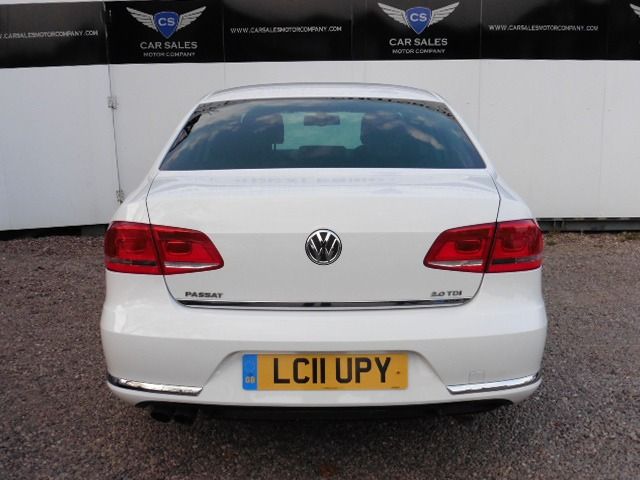 2011 VOLKSWAGEN PASSAT 2.0 SPORT TDI image 3
