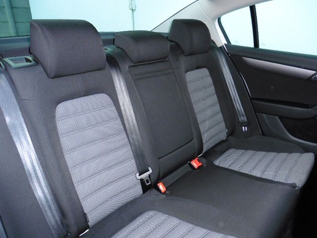 2011 VOLKSWAGEN PASSAT 2.0 SPORT TDI image 5
